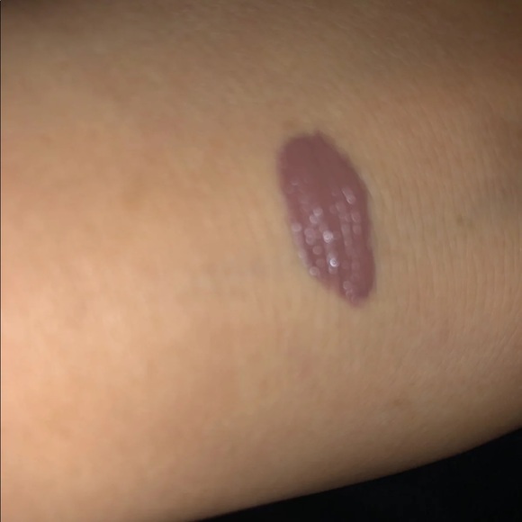 Kylie Jenner lipstick - Picture 2 of 2